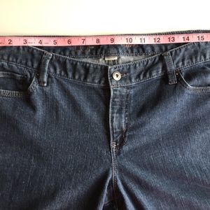 Denim jean capri Loft 14